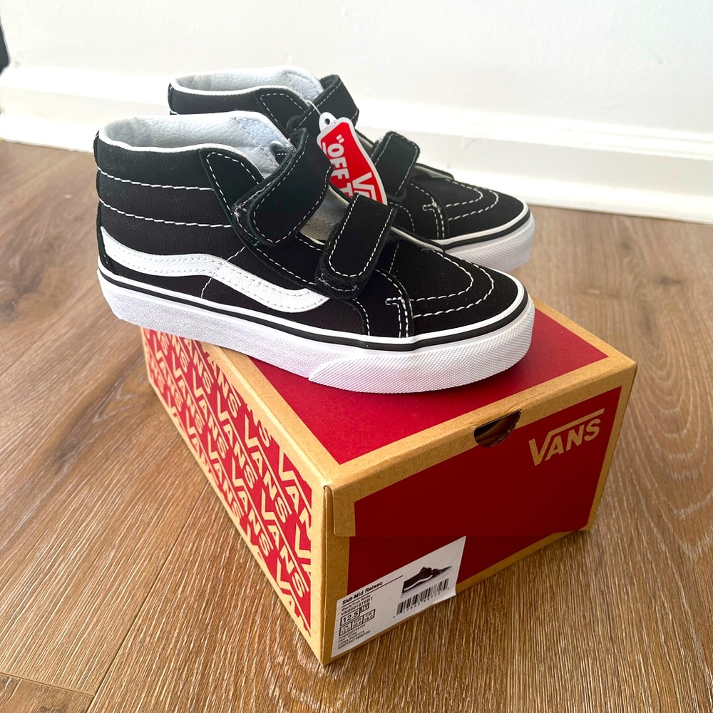 Vans Kids SK-8 Mid Reissue NWT size 12.5